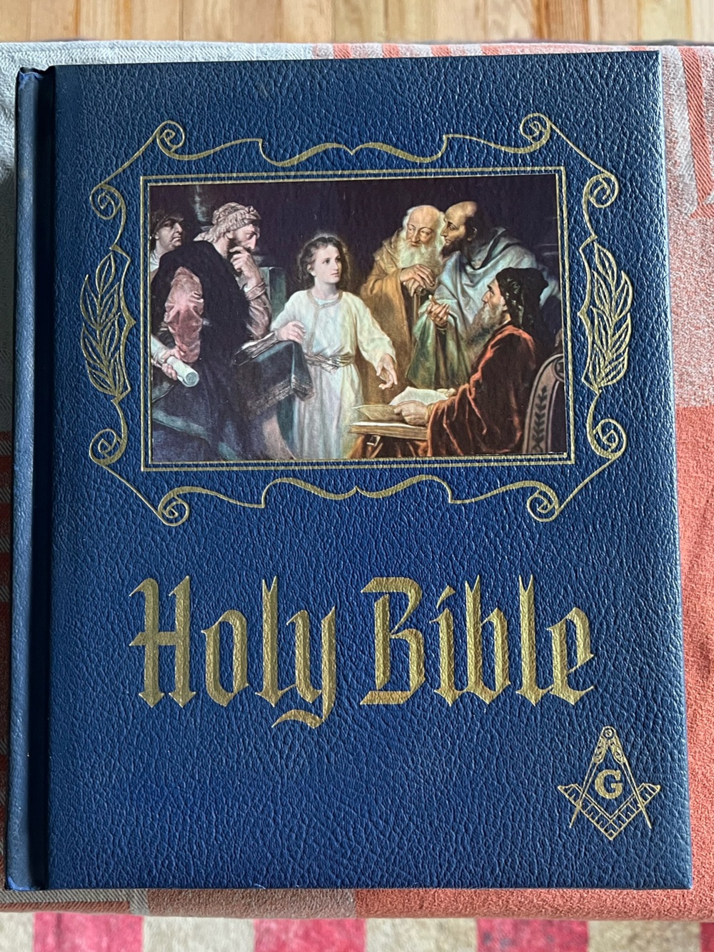 Masonic Master Reference Edition Holy Bible - Picture 15 of 16